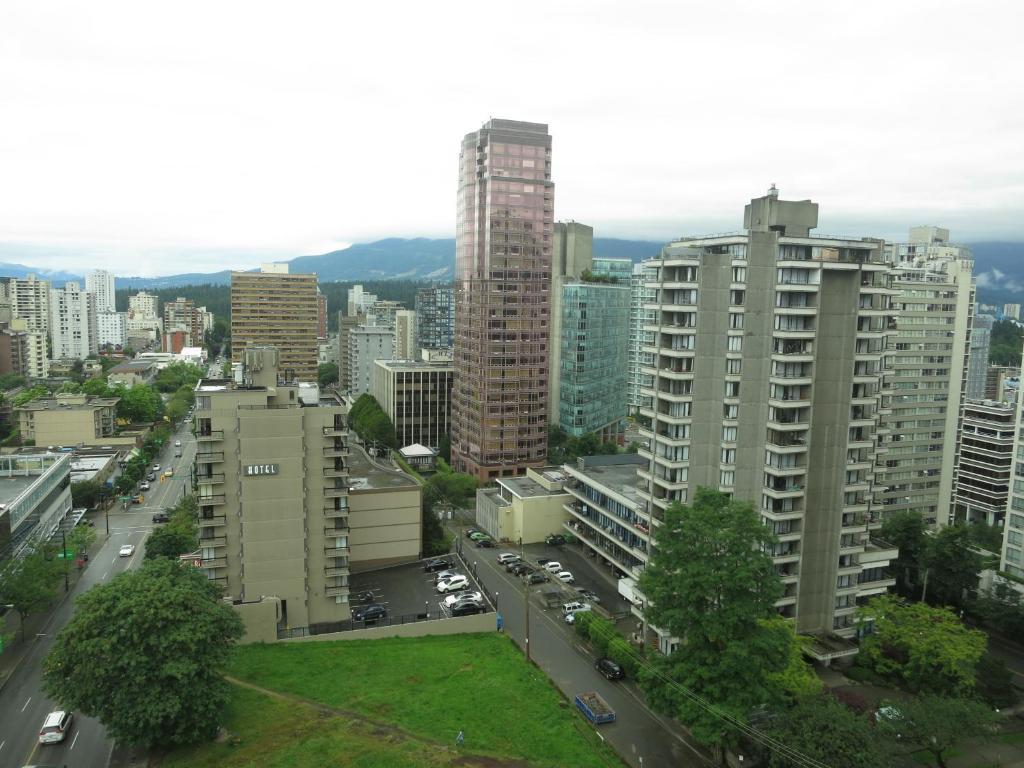 Tropicana Suite Hotel Vancouver Kamer foto
